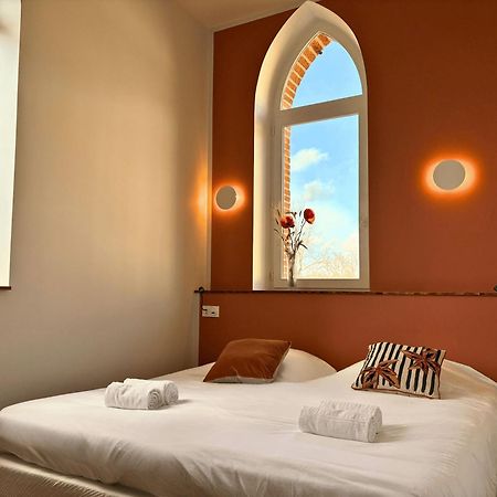 Hotellerie De L'Abbaye Bellegarde-Sainte-Marie Kültér fotó